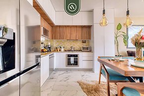 Amazing Condo With Rooftop Pool - Private Balcony