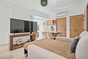 Amazing Studio With Oceanview - Pool - Beach - Gym