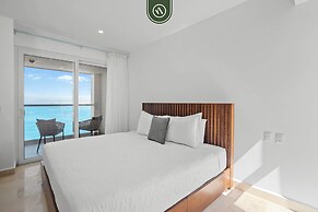 Amazing Studio With Oceanview - Pool - Beach - Gym