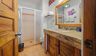 Ocean View 1Br Condo-balcony-beach-pool - 306