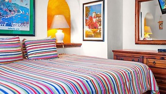 Ocean View 1Br Condo-balcony-beach-pool - 306