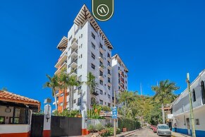 Tasteful Condo Near Romantic Zone - Pool