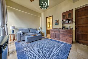 Tasteful Condo Near Romantic Zone - Pool