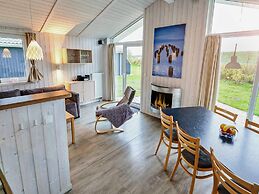 4 Star Holiday Home in Friedrichkoog