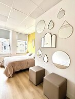 Spacious duplex in the center