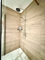 Spacious duplex in the center