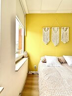 Spacious duplex in the center