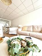 Spacious duplex in the center