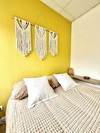 Spacious duplex in the center