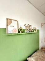 Spacious duplex in the center