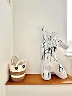 Spacious duplex in the center