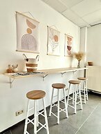 Spacious duplex in the center