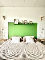 Spacious duplex in the center