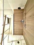 Spacious duplex in the center