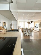 Spacious duplex in the center