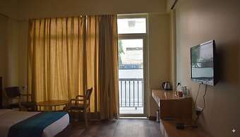 Hotel Metteyye Residency