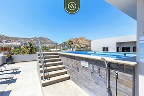 Centric 1BR Condo in Downtown Cabo - Rooftop Pool