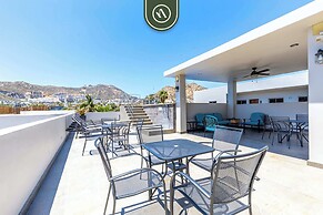 Centric 1BR Condo in Downtown Cabo - Rooftop Pool