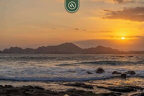Oceanview Condo in Cabo With Beach - Pool