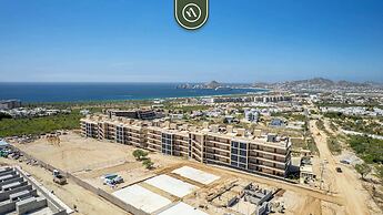 Luxury 2 BR Condo - Oceanview Pool - Gym