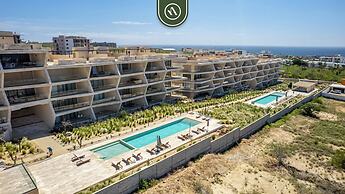Luxury 2 BR Condo - Oceanview Pool - Gym