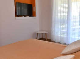 Apartments Near Sea Supetar
