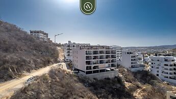 New 2 BR Condo With Private Terrace - BBQ
