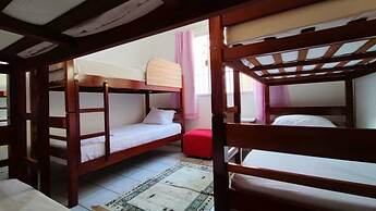 Tanan Hostel