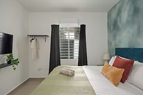 Kb 123 3bd2ba Pool Walk to OceanPark