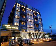 Hotel MS Pride - Prime Located