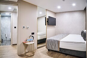 Elysia Hotel