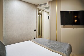 Elysia Hotel