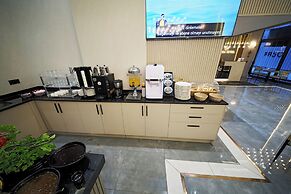 Elysia Hotel