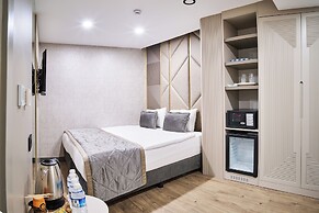 Elysia Hotel