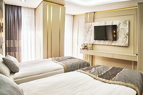 Elysia Hotel