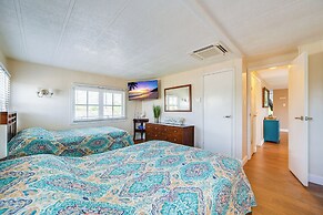 'the Waterfront Cottage' w/ Dock in Goodland!