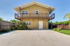 'the Waterfront Cottage' w/ Dock in Goodland!