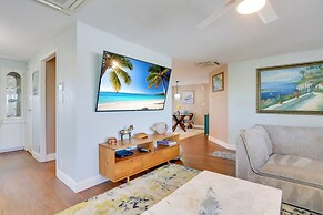 'the Waterfront Cottage' w/ Dock in Goodland!