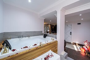 Atakent Suite Hotel