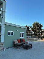 Denva Holiday Home