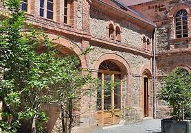 Lichtdurchflutetes Apartment mit Sauna & Kamin
