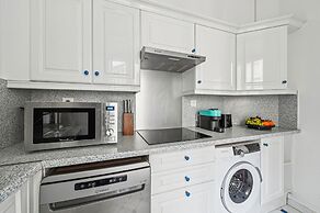 Parisian 1BR near Invalides & Eiffel