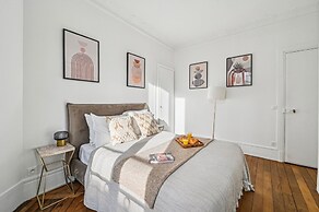 Parisian 1BR near Invalides & Eiffel