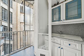 Parisian 1BR near Invalides & Eiffel