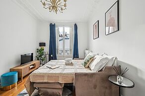 Parisian 1BR near Invalides & Eiffel