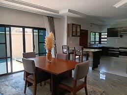 Makupula Apartments