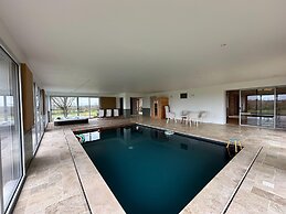 Beautiful Villa With Wellness Views