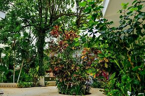 Hotel tropical casa blanca