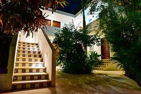 Hotel tropical casa blanca