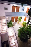 Hotel tropical casa blanca